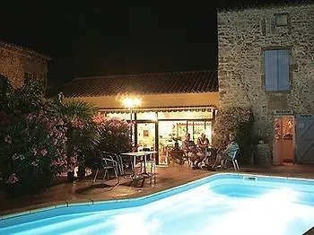 Logis Hotel La Bastide Saint Bach Suze-la-Rousse